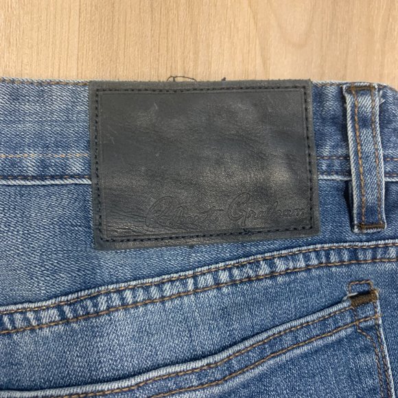 Robert Graham faded jeans 35W - Picture 6 of 6